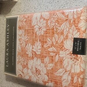 Laura Ashley Flannel Back Vinyl Tablecloth  52 by 70 rectangle